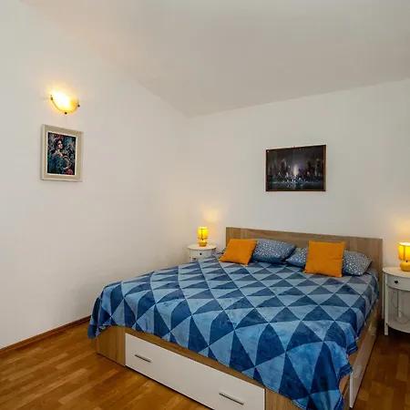 Apartman Spacious Terrace