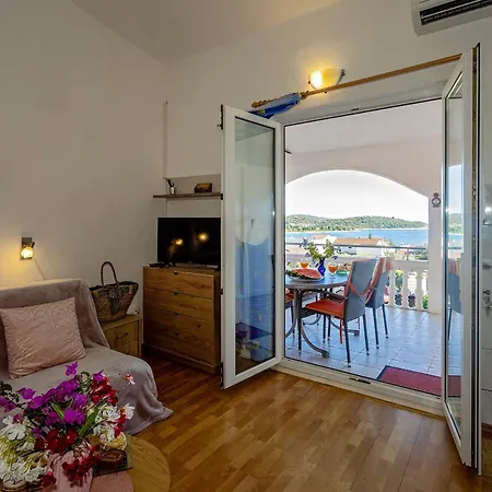 Aparmani Rubelj Apartment