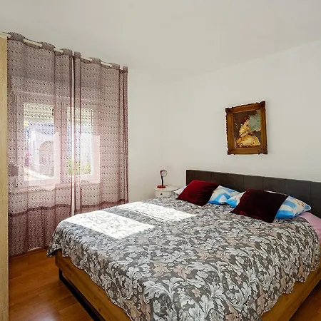 Apartman Spacious Terrace