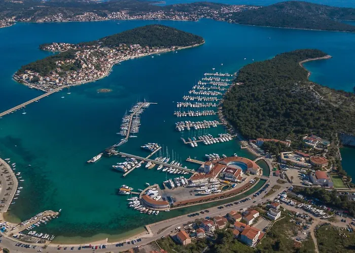 شقة Spacious Terrace *