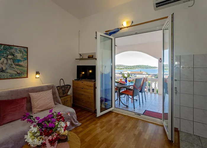 Spacious Terrace شقة